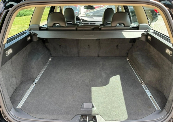 Volvo V70 cena 25900 przebieg: 282090, rok produkcji 2009 z Łosice małe 562